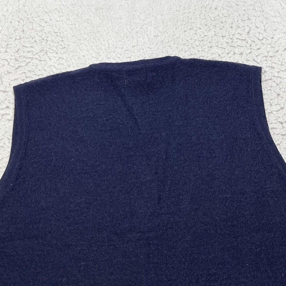 Vintage Koret Women's Large Pure Wool Cardigan Sweater Vest Embroidery V-Neck - Picture 9 of 10